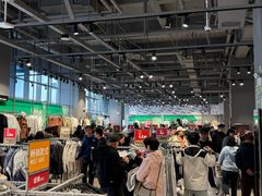 -百年港湾奥特莱斯(香炉礁店)