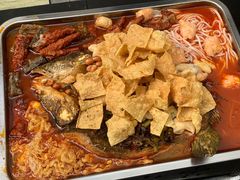 -在巷子里的烤肉店·螺蛳粉烤鱼·牛蛙(和美城店)