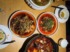 -嫩芽 ·地道重庆菜(十八梯露台夜景店)