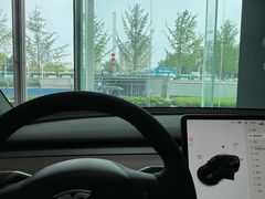 -TESLA 特斯拉(郑州正弘城体验店)