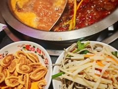 -沸炉重庆老火锅(军事博物馆店)