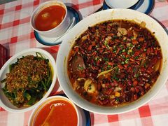 -洪霞餐馆·川菜·鲜货现炒(两江春城店)
