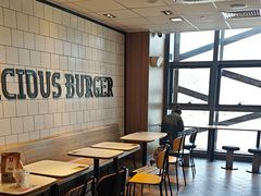 -麦当劳(西站店)