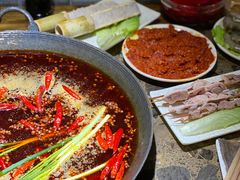 -六公里老火锅(总店)