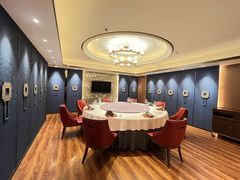 -顺峰(农展馆店)
