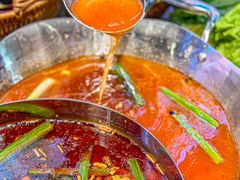 -由衷贵州酸汤牛肉火锅(新桥店)