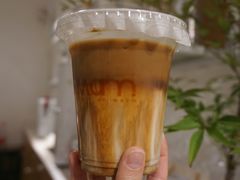 燕麦拿铁-Cafe on warm(丹霞店)