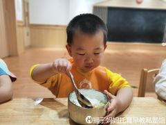 -狮子妈妈托育早教幼儿园(岳麓店)