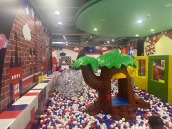-利奥梦幻主题乐园(爱琴海购物公园店)