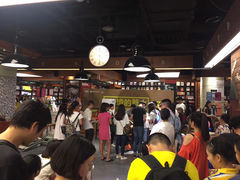 -西西弗书店(三峡广场湟恩新纪元购物广场店)
