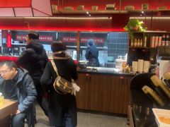 -顺溜·手工刀削面·黑金店(铜锣湾店)