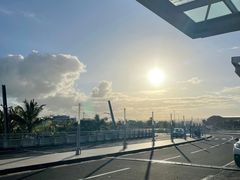 -西沃古尔·拉姆古兰爵士国际机场