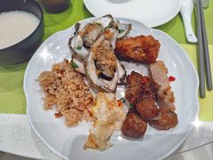 -聚春园自助餐厅(东街口店)