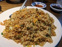 -肖四女乐山跷脚牛肉(南汇大学城生活广场店)
