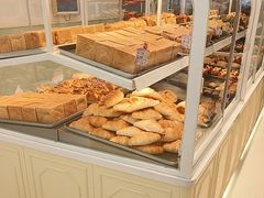 -红星前进面包牛奶公司(畅春园店)