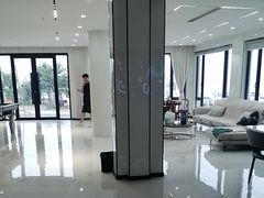 -麓舍全景太湖温泉别墅团建拓展会议亲子