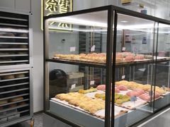 面包甜点陈列柜-奈雪的茶(市百一店)