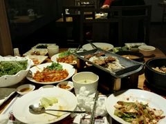 -紫霞门韩国料理烤肉(深南东路店)
