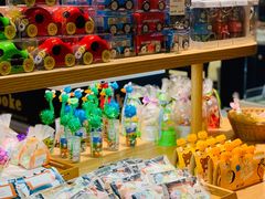零售区-米洛克欧洲蛋糕(西南路店)