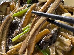 清炒鳝丝-沪依小酒馆心意菜