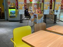大堂-麦当劳(津南吾悦广场店)