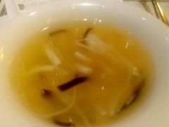 酸辣海鲜粥-武汉光谷金盾大酒店-派瑞阁西餐厅