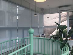 -有猫主题·治愈系猫咖(曾厝垵店)