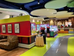 -MELAND CLUB亲子乐园•派对(虹桥万象城店)