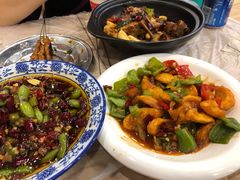 -江城燕子大排档(江汉路步行街店)