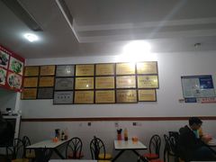 -东街钟楼肉粽(总店)