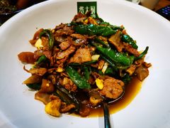 -费大厨辣椒炒肉(万家丽一店)