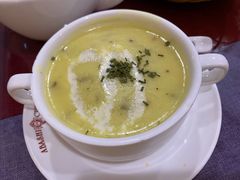 -亚桥咖喱(延安路店)
