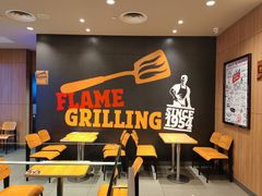 等位区-汉堡王(EAC欧美中心店)