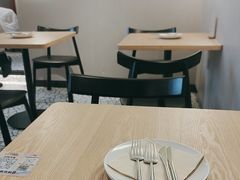 -必胜客(WOW中央公园店)