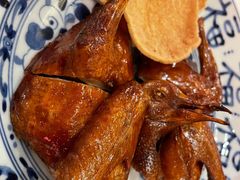 红烧沙田大乳鸽-誉八仙酒楼(静安大悦城店)