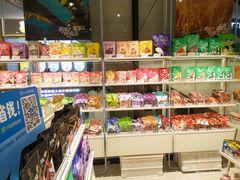 -良品铺子(大唐西市店)