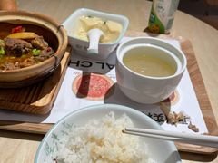 -老乡鸡(上海白玉兰广场店)