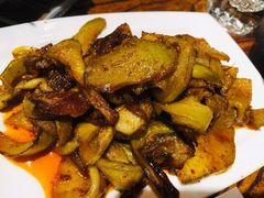 茄子-有奴思烤肉·清真(正宁路店)