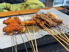 -卞二小串·鹤岗烧烤·坑烤(永定路店)