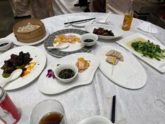 -梅龙镇酒家(南京西路总店)