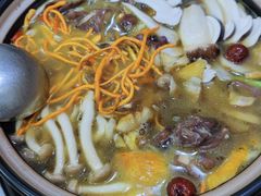 -菌之家·专业纯野生菌火锅·特色炒菌