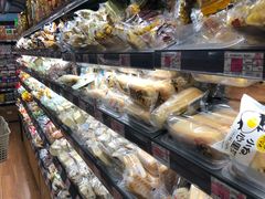 -老婆大人量贩零食连锁(萧山临浦店)