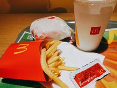麦辣鸡腿堡套餐-麦当劳(中山公园龙之梦店)