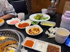 -木槿花韩式炭烤·熟成肉工坊(孙文东路店)