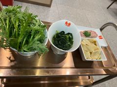 -七欣天香辣蟹火锅(闵行浦江欢乐颂店)