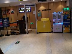 -至潮影城(庆春路锦和大厦店)