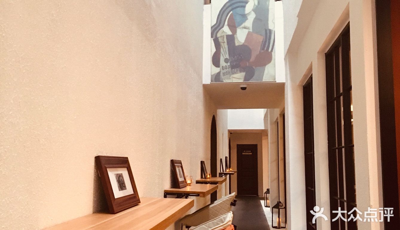 华尔道夫酒店后花园｜外滩精致美味