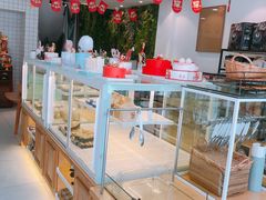 面包甜点陈列柜-执茶识麦(万达华府店)