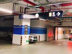 -经纬汇-停车场