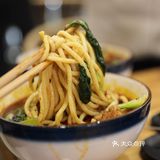 配着精酿美极了。不喝后悔。杏皮茶也好喝，解腻